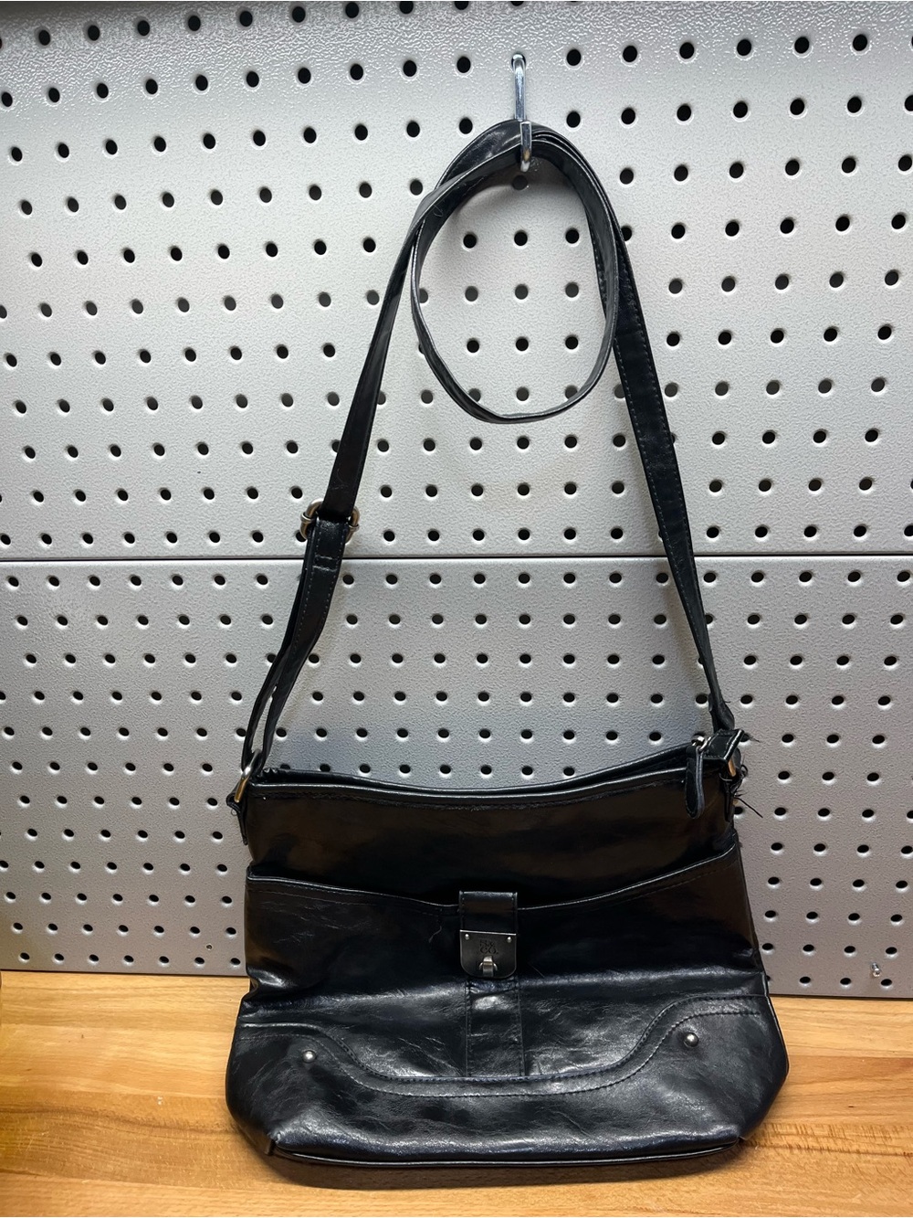 Coach Black and Tan Patterned Shoulder Bag - Picture 4 of 6